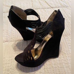 Madden Girl size 8.5 platform wedges